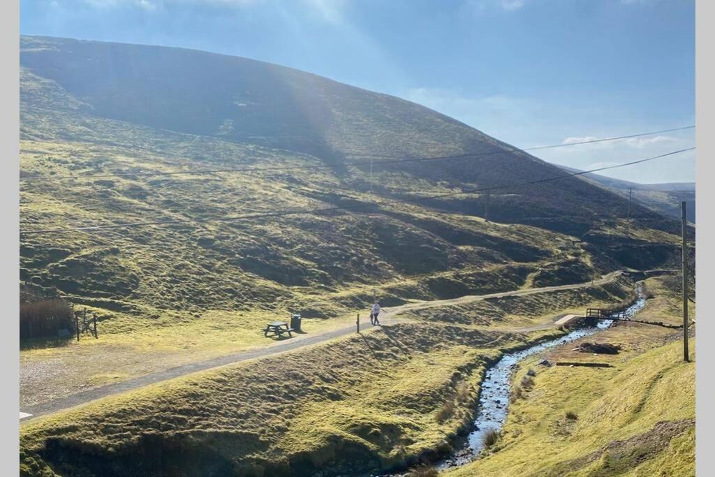 Glendyne Cottages, Highest Village In Scotland Wanlockhead Екстериор снимка